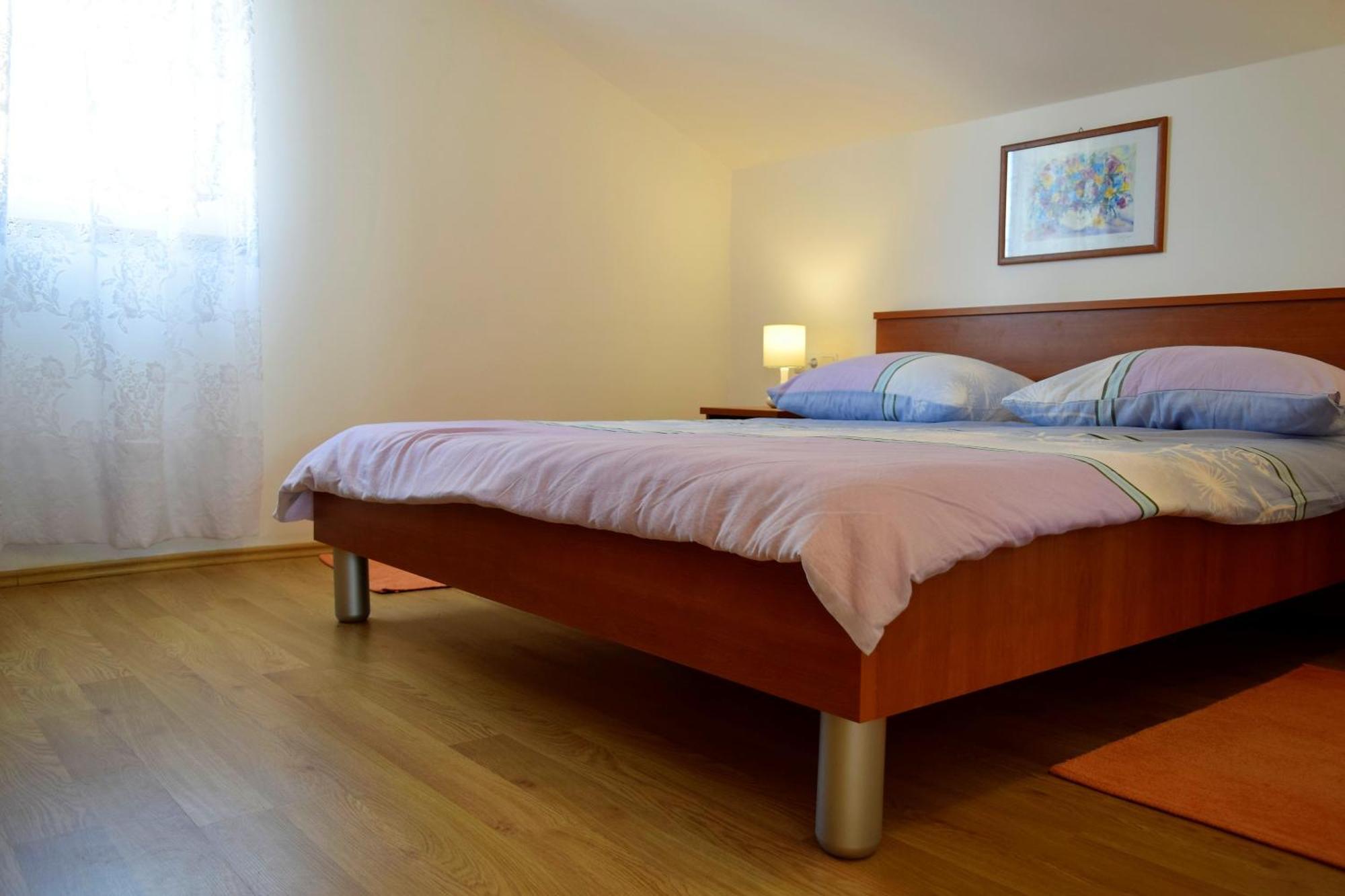 Peter Pan Apartments Palit Екстериор снимка